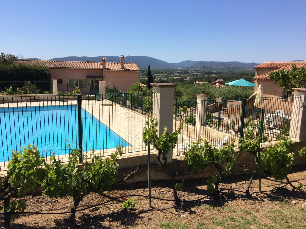 Les Oliviers Apartment Grimaud Exterior photo
