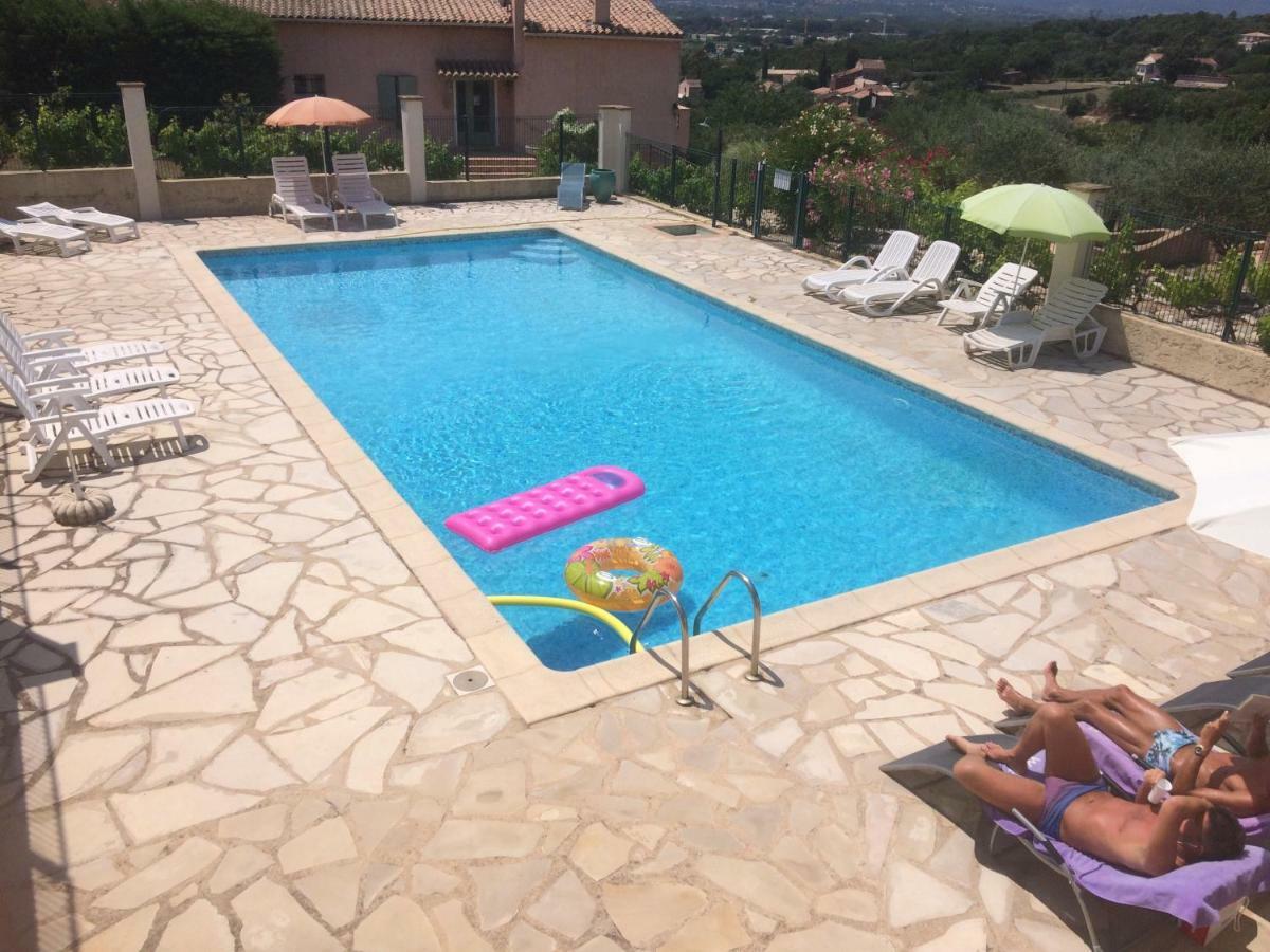 Les Oliviers Apartment Grimaud Exterior photo